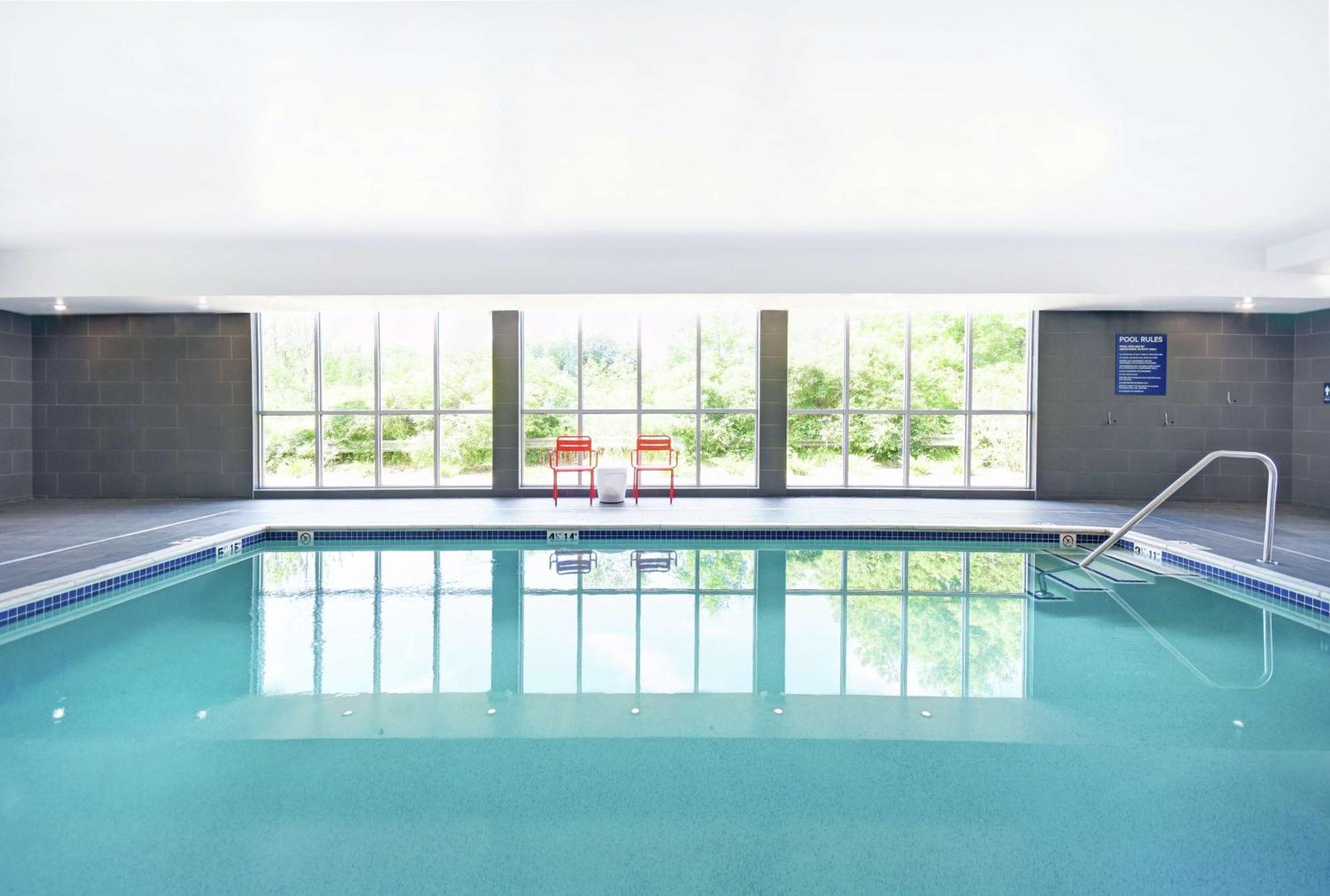 Готель Tru By Hilton Grand Rapids Airport Kentwood Екстер'єр фото